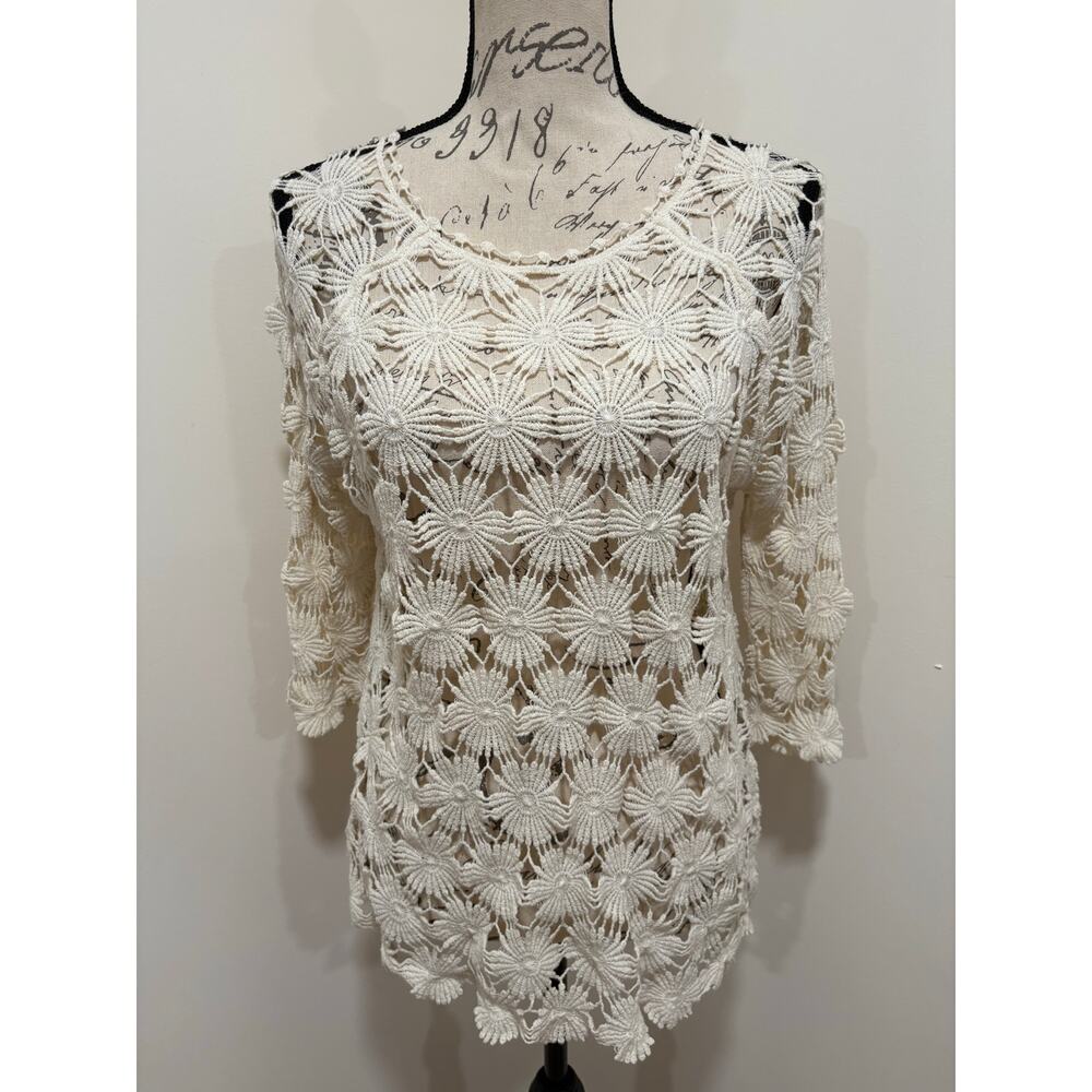 Cream Crocheted Open Weave 3/4 Sleeve Top Size Large